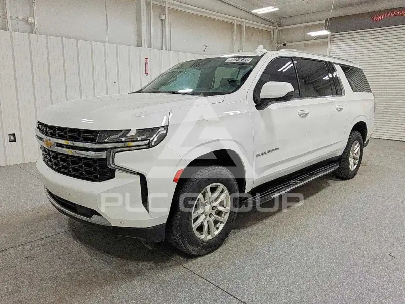 2023 Chevrolet Suburan photo