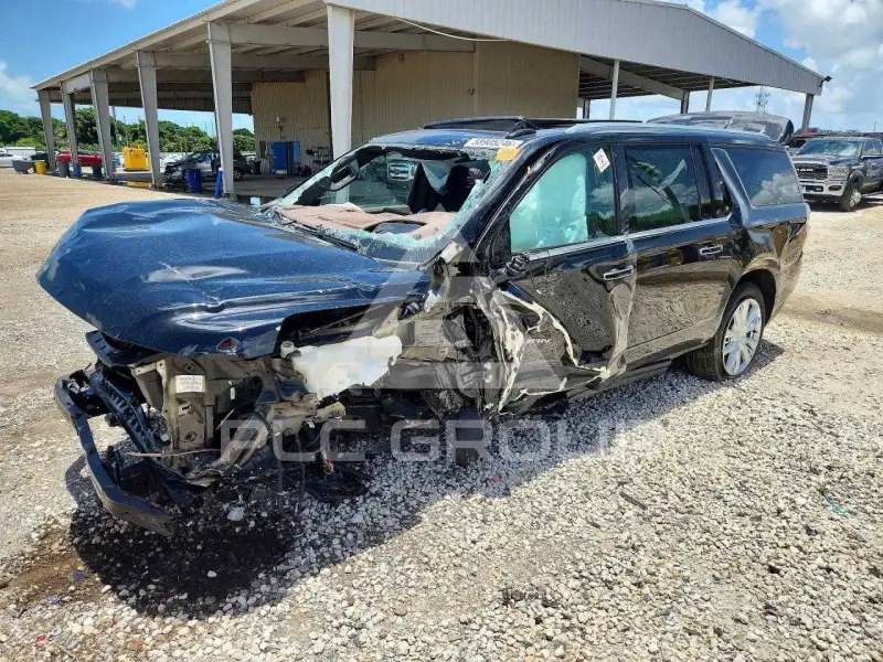 2023 Chevrolet Suburan фото