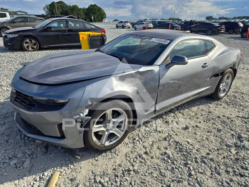 2023 Chevrolet Camaro photo