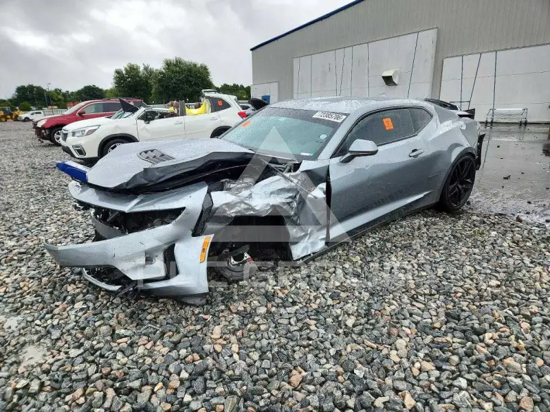 2023 Chevrolet Camaro фото