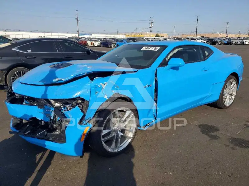 2023 Chevrolet Camaro photo