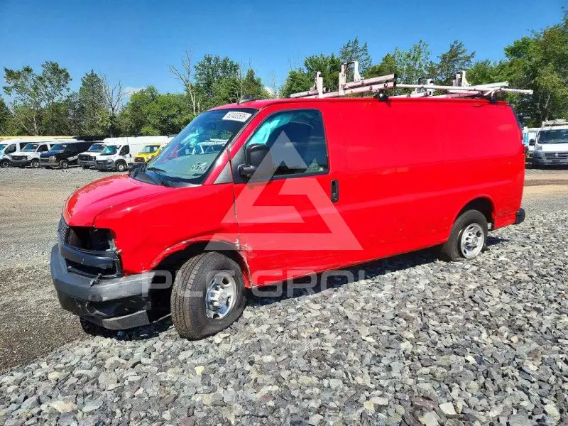 2023 Chevrolet Express photo