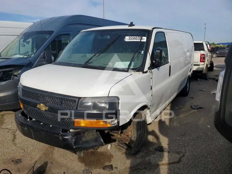 2023 Chevrolet Express photo