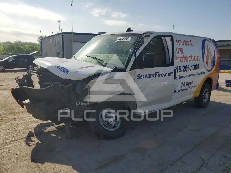 2023 Chevrolet Express photo