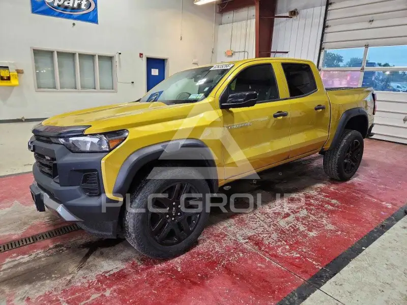2023 Chevrolet COLORADO photo