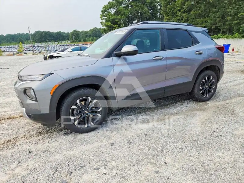2023 Chevrolet TRAILBLAZE photo