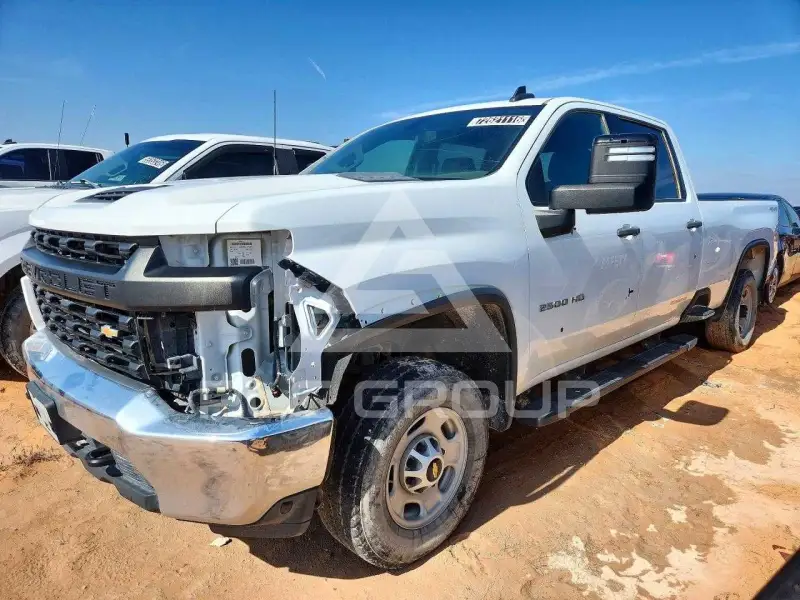 2023 Chevrolet Silverado photo