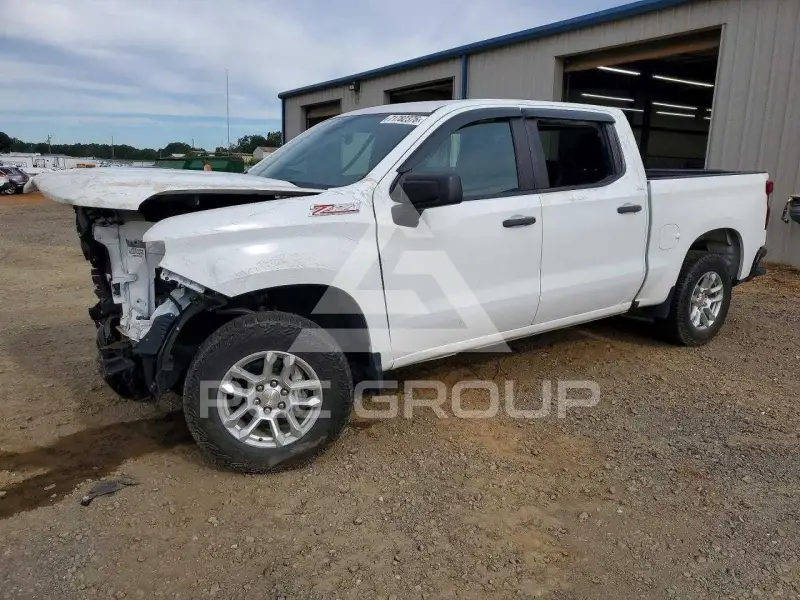2023 Chevrolet Silverado фото