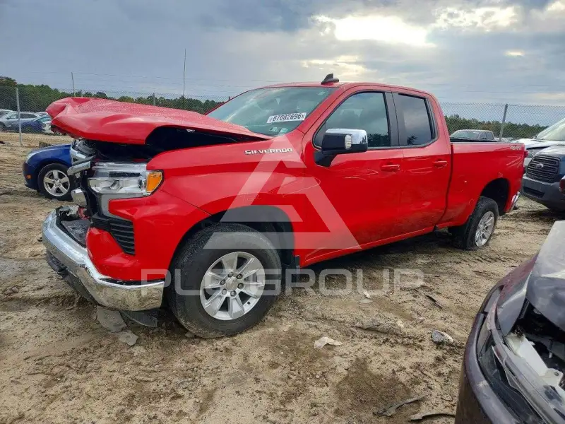 2023 Chevrolet Silverado фото