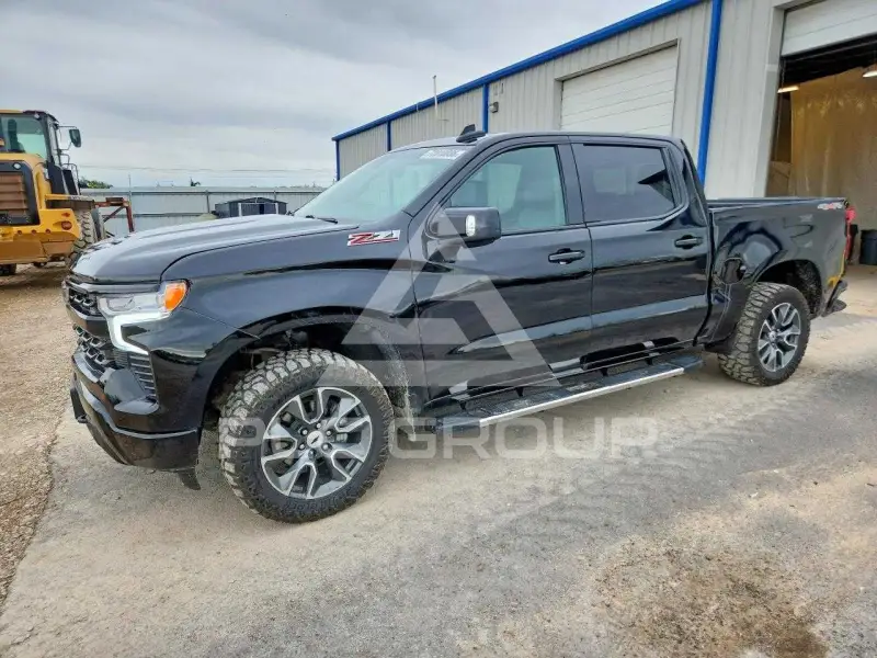 2023 Chevrolet Silverado фото