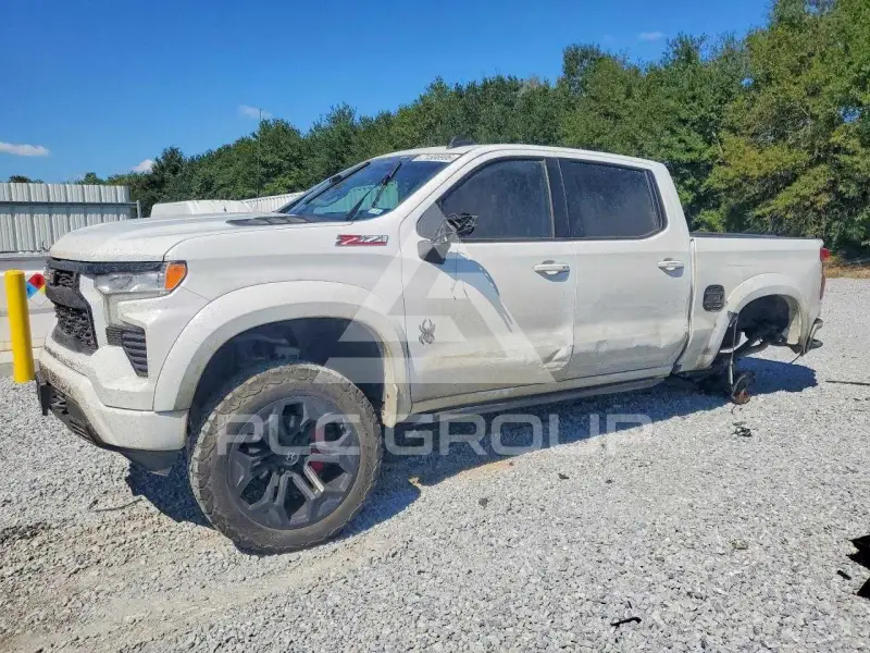 2023 Chevrolet Silverado photo