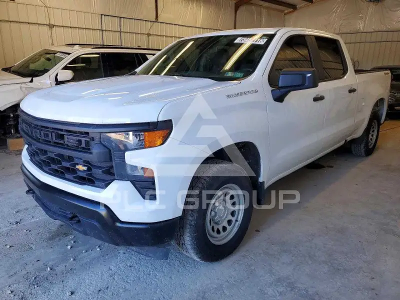 2023 Chevrolet Silverado photo