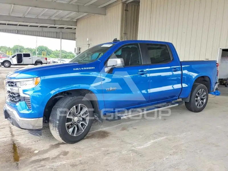 2023 Chevrolet Silverado фото