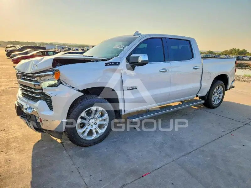 2023 Chevrolet Silverado photo