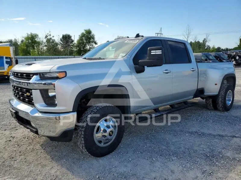 2023 Chevrolet Silverado фото