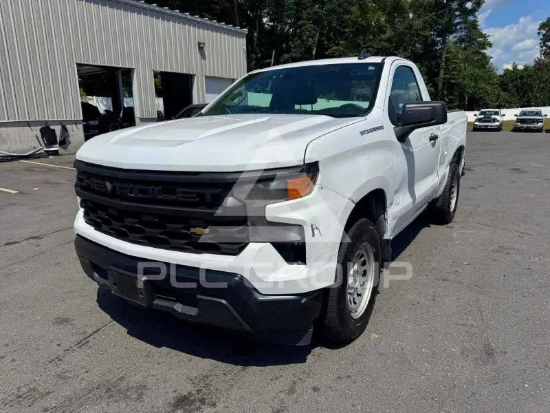 2023 Chevrolet Silverado photo