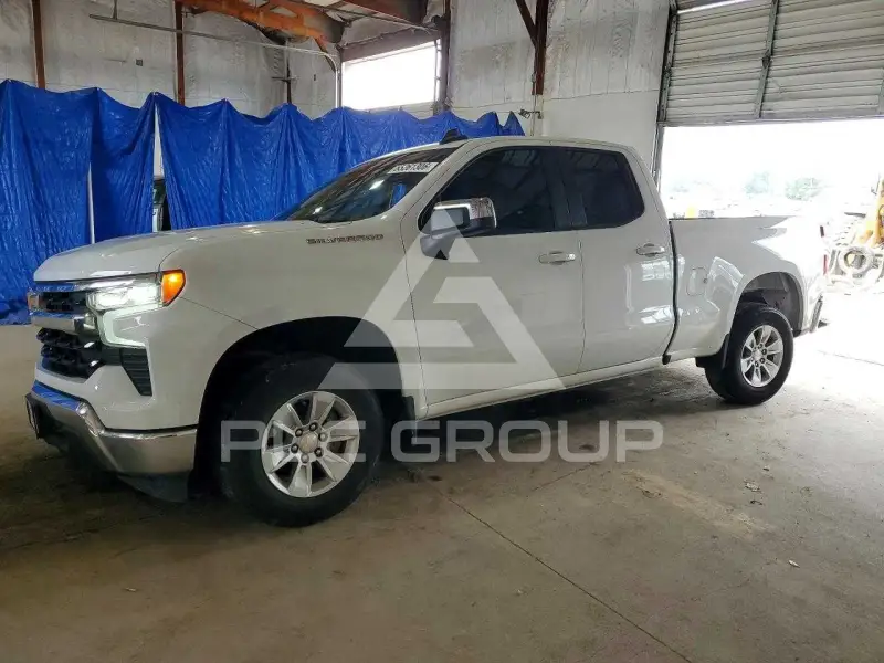 2023 Chevrolet Silverado photo