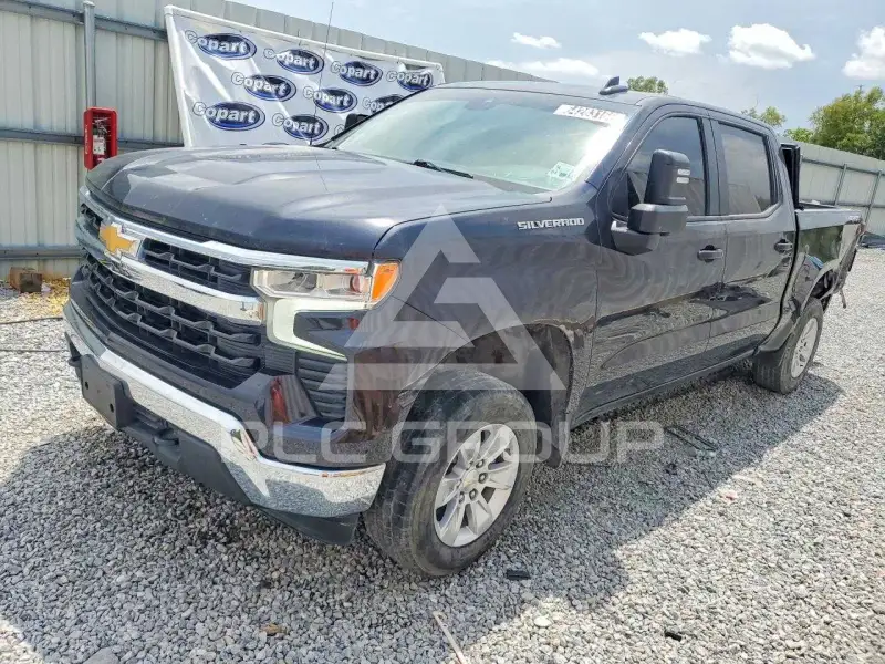 2023 Chevrolet Silverado фото
