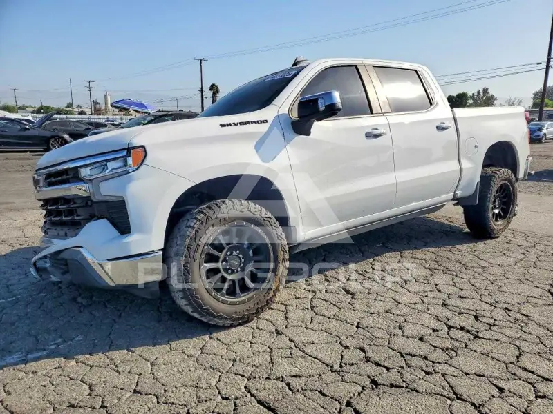 2023 Chevrolet Silverado photo
