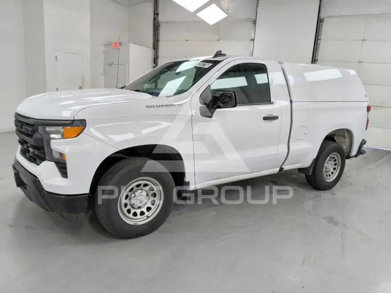 2023 Chevrolet Silverado photo
