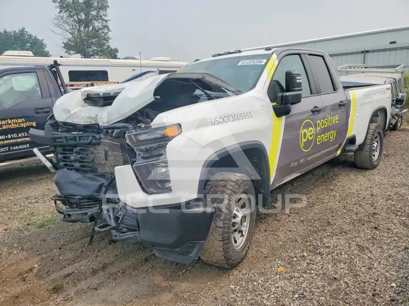 2023 Chevrolet Silverado фото