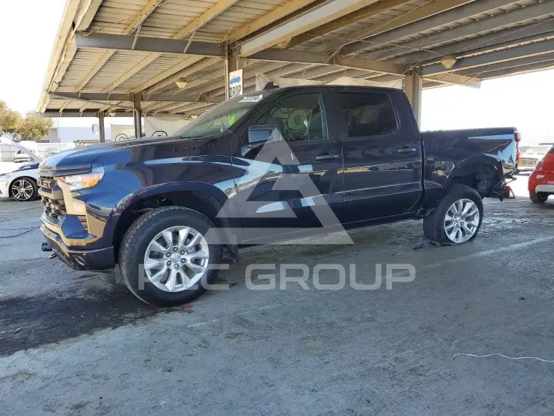2023 Chevrolet Silverado фото