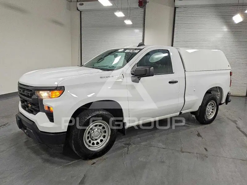 2023 Chevrolet Silverado фото