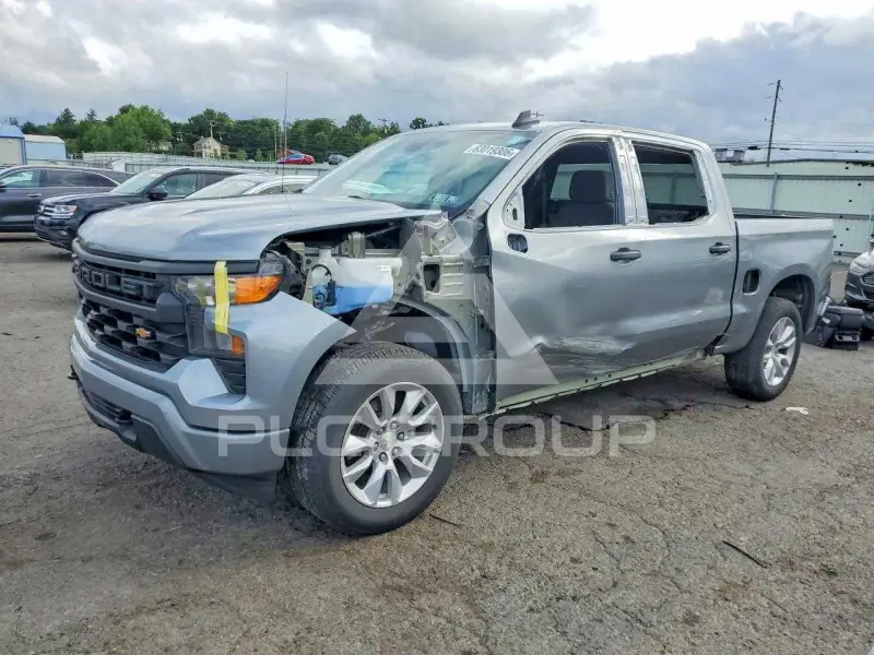 2023 Chevrolet Silverado фото