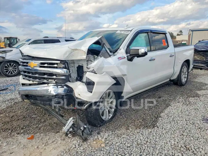 2023 Chevrolet Silverado photo