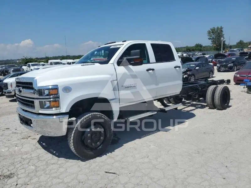 2023 Chevrolet Silverado фото