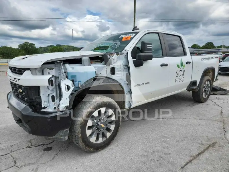 2023 Chevrolet Silverado фото