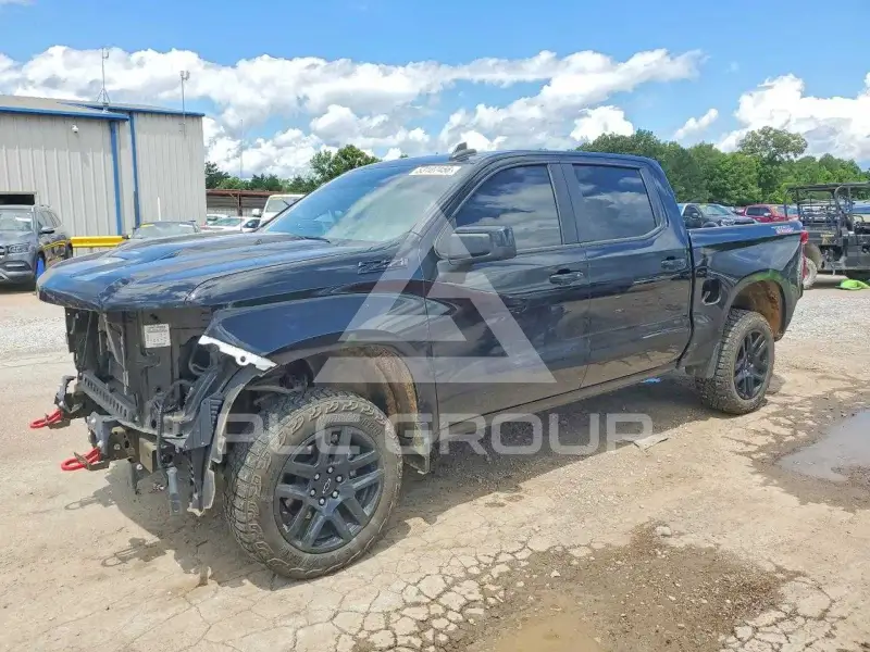 2023 Chevrolet Silverado фото