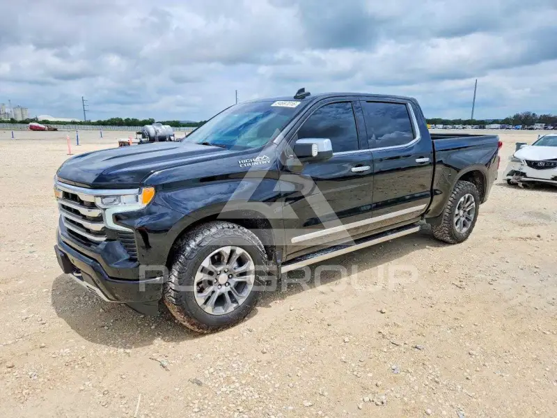 2023 Chevrolet Silverado photo