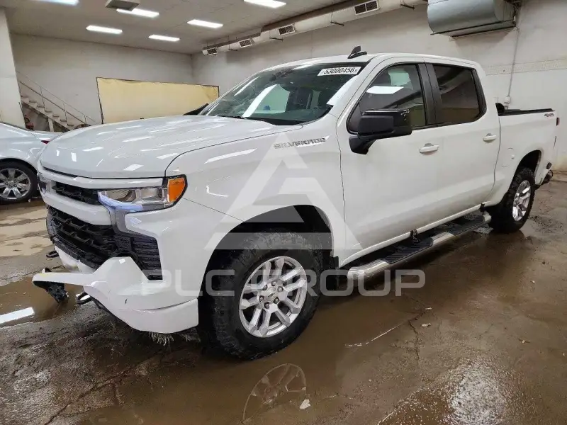 2023 Chevrolet Silverado фото