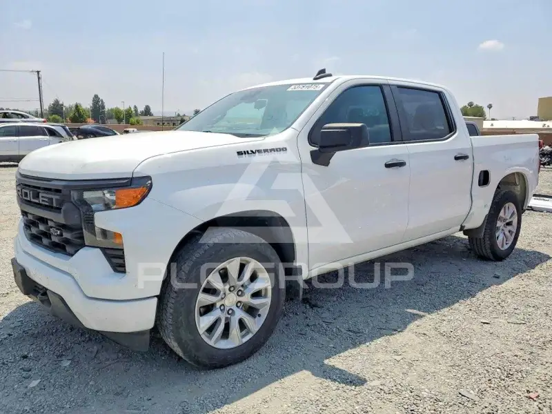 2023 Chevrolet Silverado photo