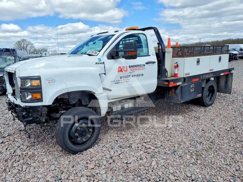 2023 Chevrolet Silverado фото