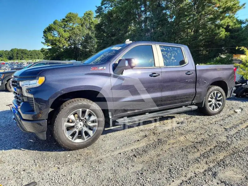 2023 Chevrolet Silverado photo