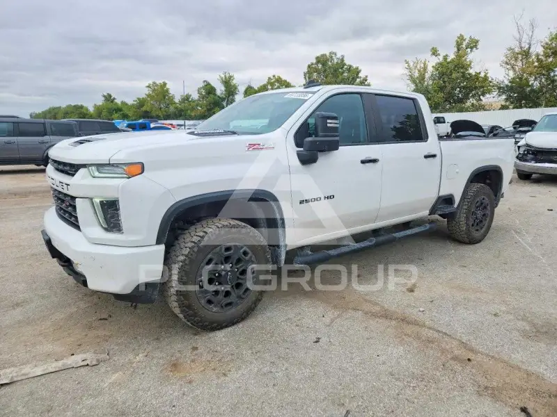 2023 Chevrolet Silverado фото
