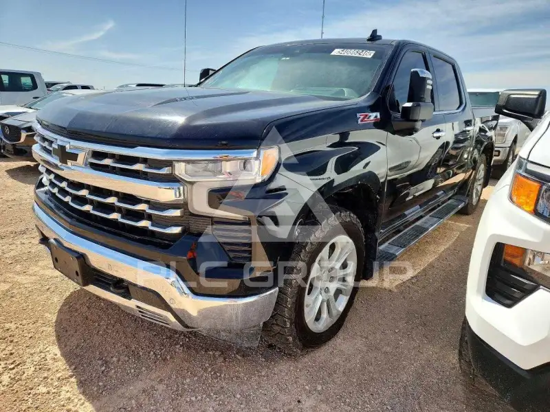 2023 Chevrolet Silverado photo