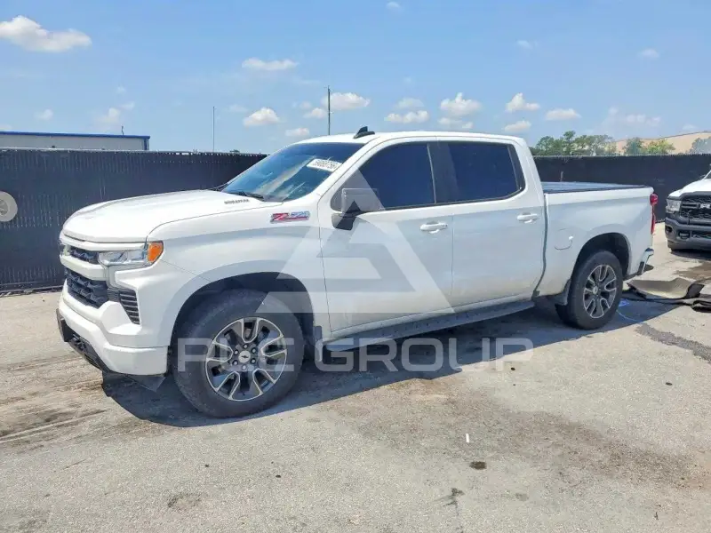2023 Chevrolet Silverado photo