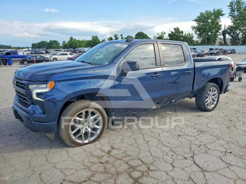 2023 Chevrolet Silverado photo