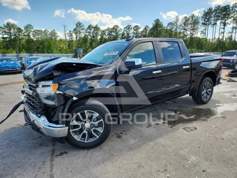 2023 Chevrolet Silverado фото
