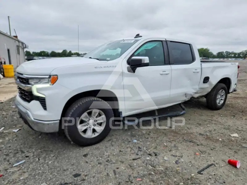2023 Chevrolet Silverado photo