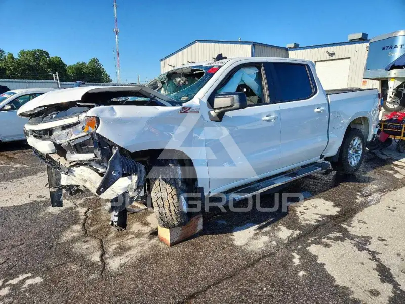 2023 Chevrolet Silverado фото