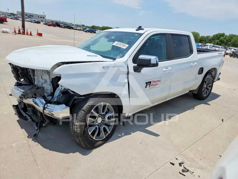 2023 Chevrolet Silverado фото
