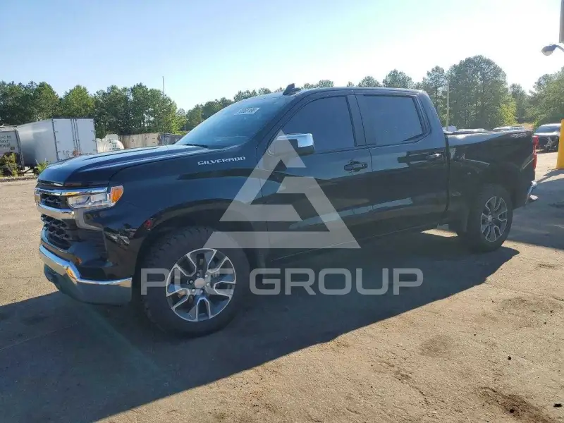 2023 Chevrolet Silverado photo