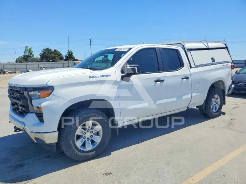2023 Chevrolet Silverado фото