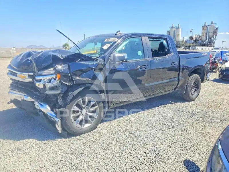 2023 Chevrolet Silverado photo