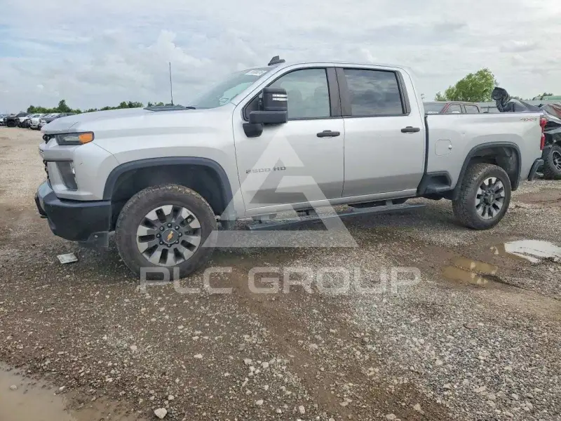 2023 Chevrolet Silverado photo