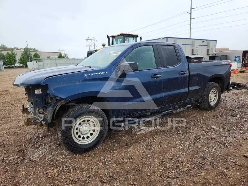 2023 Chevrolet Silverado photo
